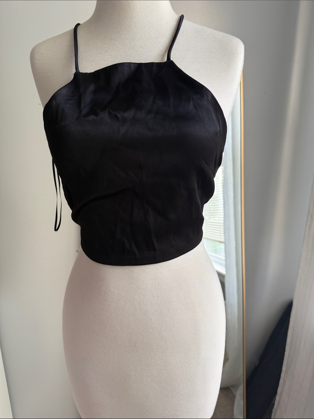 Zara women Satin Cropped top